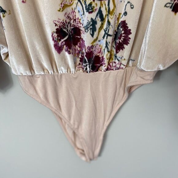 #139 FREE PEOPLE babe floral velvet bodysuit - Picture 7 of 14
